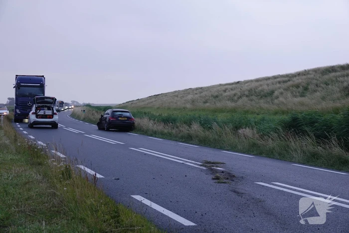 Persoon gewond bij flinke botsing