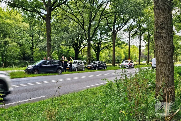 Veel schade bij kop-staartbotsing