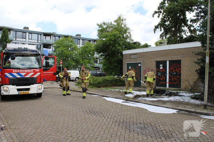 Scooter volledig uitgebrand, politie doet onderzoek