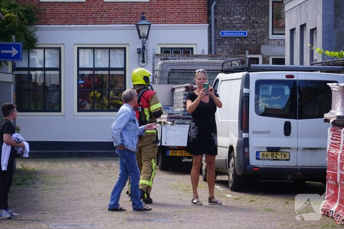 Losgeschoten gasslang zorgt voor steekvlam