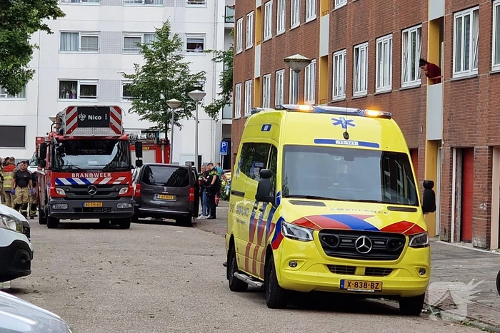 Vrouw doodgestoken in trappenhuis