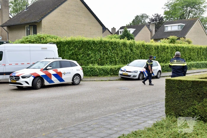 Overleden persoon aangetroffen, vermoedelijk niet natuurlijke doodsoorzaak