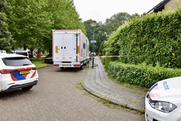 Overleden persoon aangetroffen, vermoedelijk niet natuurlijke doodsoorzaak