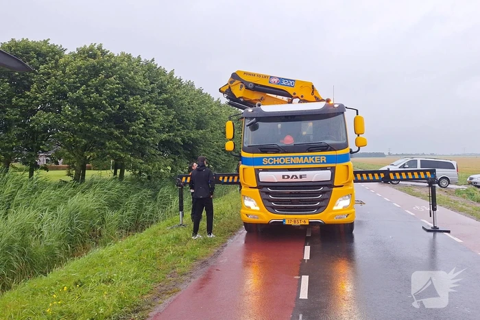 Automobilist verliest macht over het stuur en belandt in de sloot