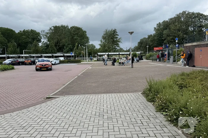 Treinverkeer plat door boom op spoor