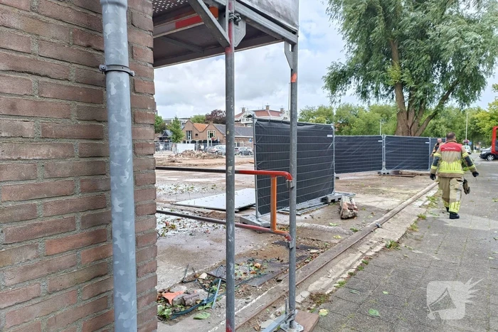 Bouwhekken omgewaaid door stevige wind