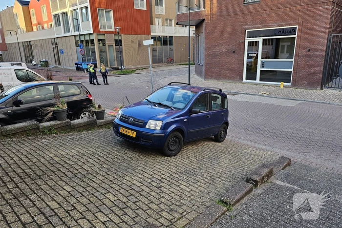 Agent op fiets aangereden door automobilist