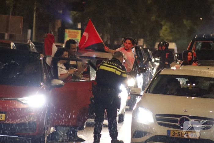 Feest in de stad na overwinning oranje