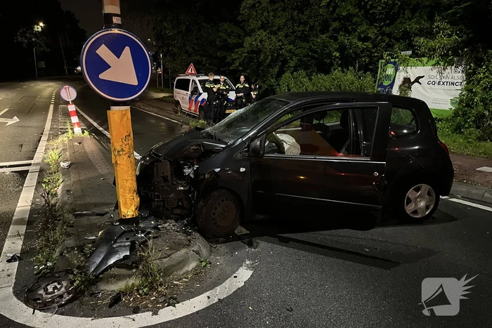 Inzittenden gaan er na auto-ongeluk vandoor