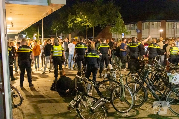 Aanhoudingen tijdens onrust bij café
