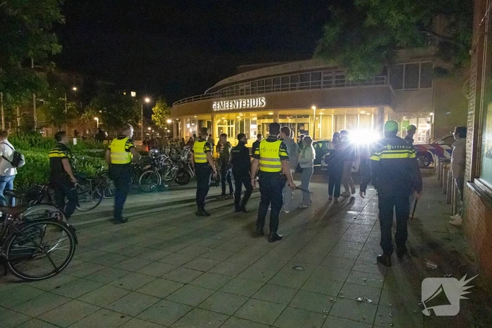Aanhoudingen tijdens onrust bij café