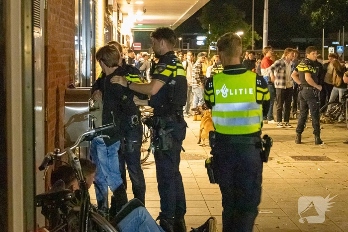 Aanhoudingen tijdens onrust bij café