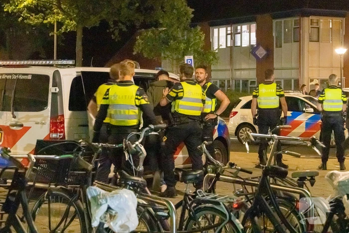 Aanhoudingen tijdens onrust bij café