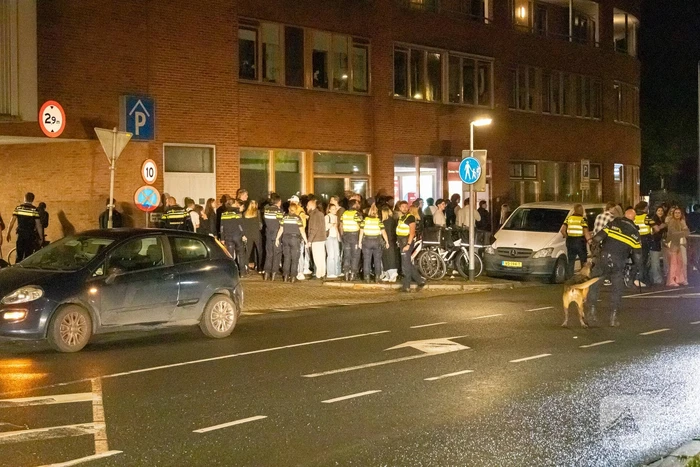 Aanhoudingen tijdens onrust bij café