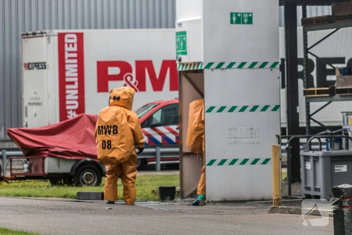 Specialistische brandweer teams ingezet voor incident met gevaarlijke stof