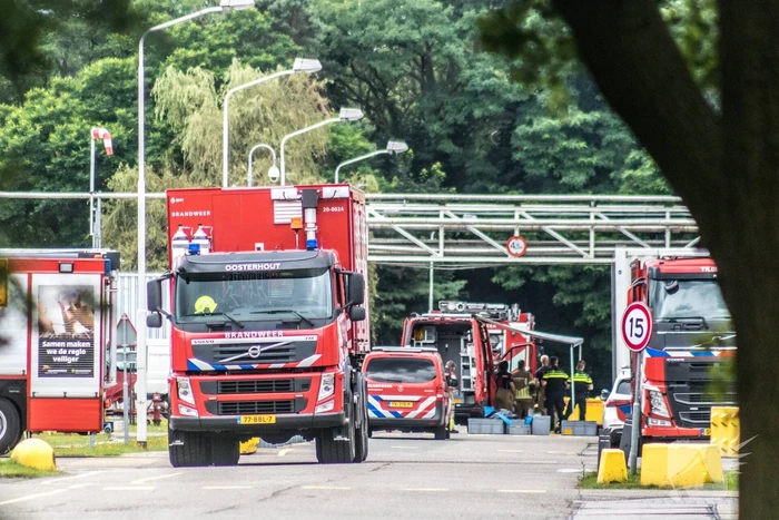 Specialistische brandweer teams ingezet voor incident met gevaarlijke stof