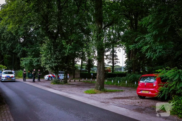 Politie lost schoten bij zoektocht naar voortvluchtige verdachte
