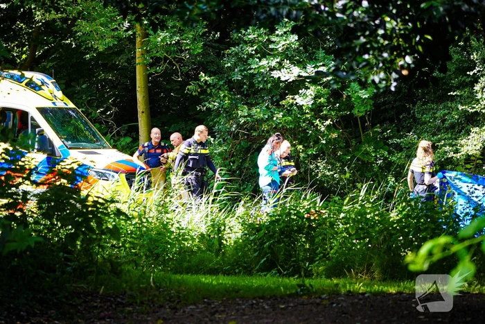 Traumahelikopter ingezet voor persoon te water