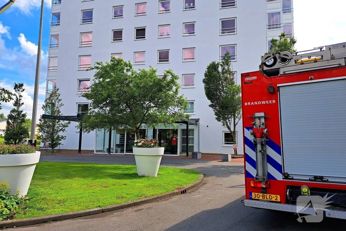 Brandweer blust kleine brand in woning
