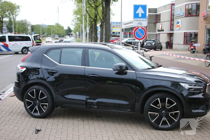 Scooterrijder gewond bij aanrijding met auto