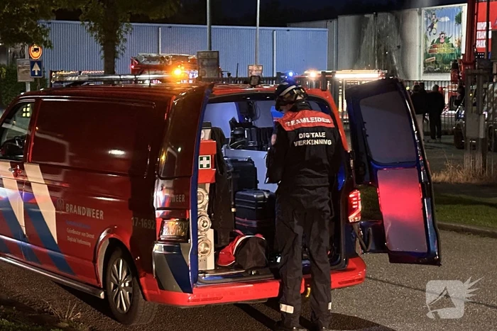 Grote uitslaande brand bij Jump XL