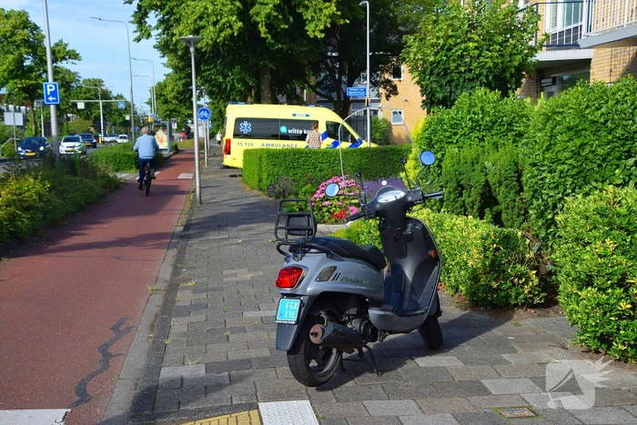 Scooterrijder gewond na verkeersongeval
