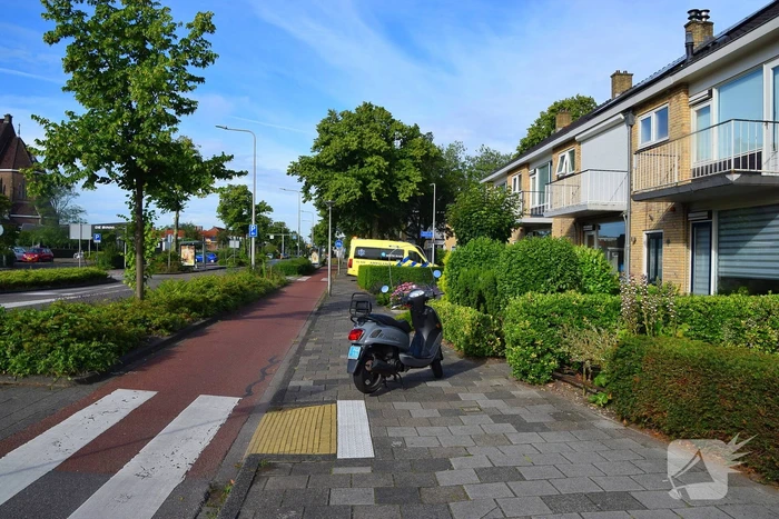 Scooterrijder gewond na verkeersongeval