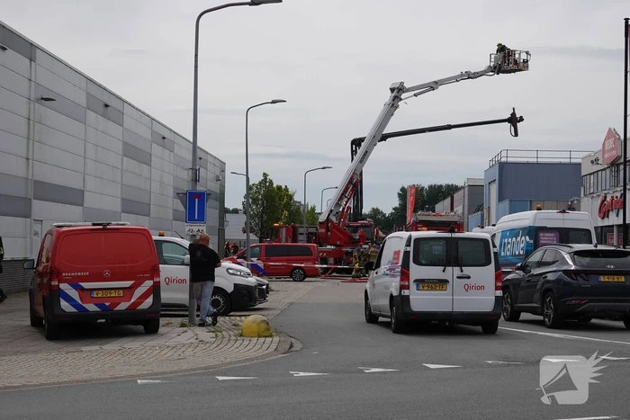 Deel van stad zonder stroom na brand in verdeelstation