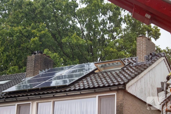 Bliksem slaat in op zonnepanelen