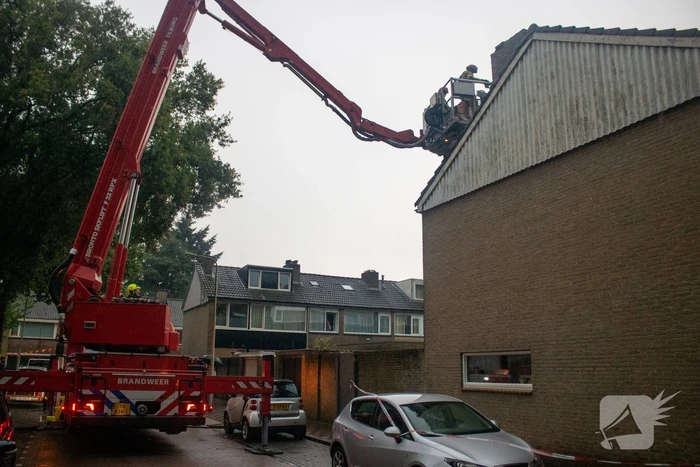 Bliksem slaat in op zonnepanelen