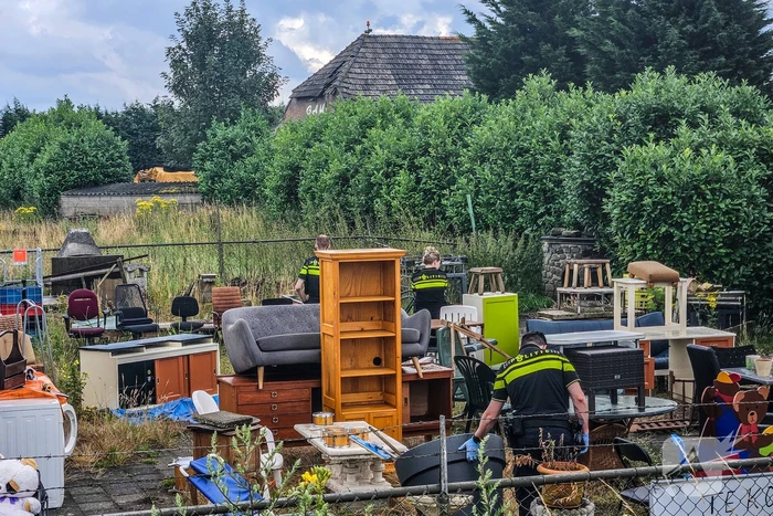 Grote politie-inval en arrestatie op terrein van topcrimineel