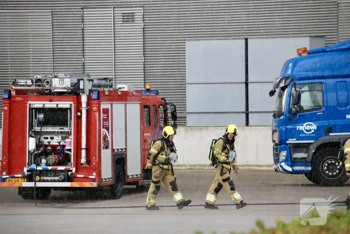 Container vliegt in brand bij Bernhoven ziekenhuis