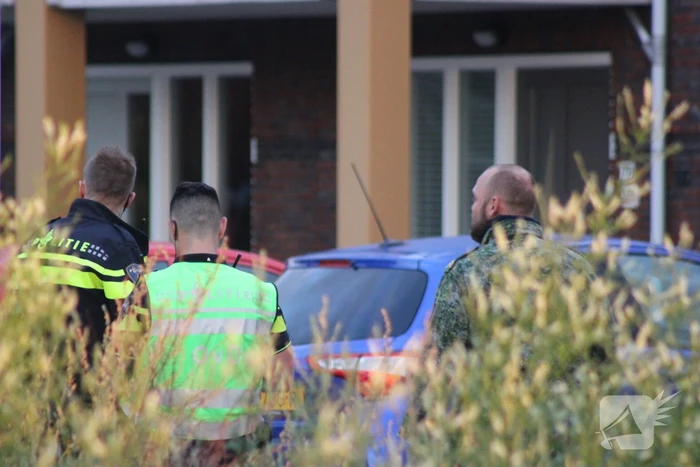 Straat afgesloten na vondst verdacht pakketje