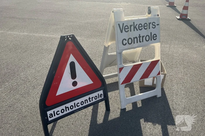 Politie haalt automobilisten van de weg wegens verkeerscontrole