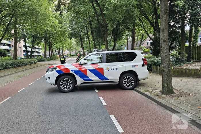 Arrestatieteam ingezet wegens vrouw op dak van flat