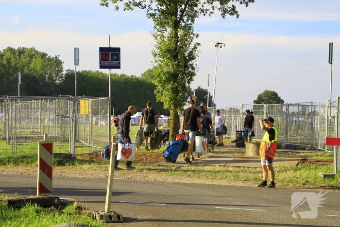 Eerste Bospop festivalgangers arriveren