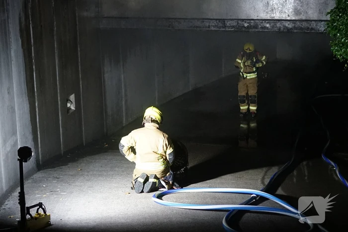 Brand in parkeergarage zorgt voor veel rookontwikkeling