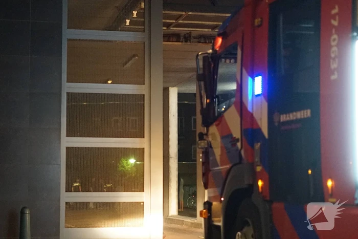 Brand in parkeergarage zorgt voor veel rookontwikkeling