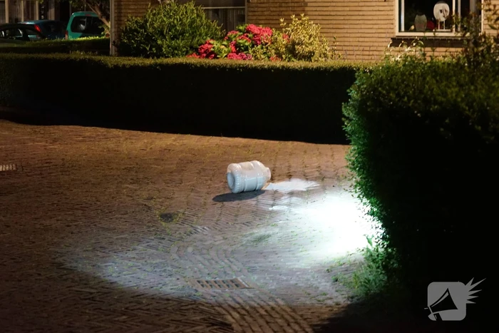 Straat afgesloten na vondst wit poeder