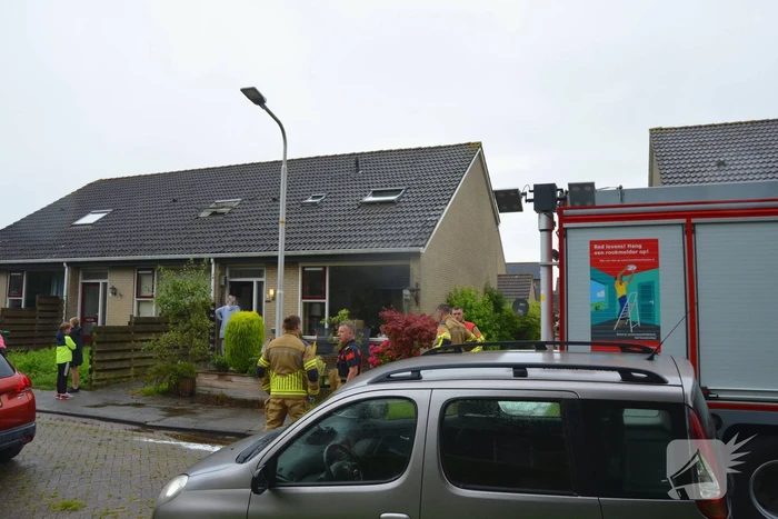 Woningbrand bij oudere snel onder controle