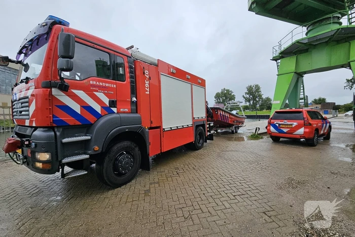 Grote zoektocht in water na aantreffen rollator
