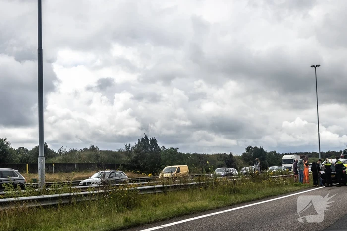 Kettingbotsing veroorzaakt file op snelweg