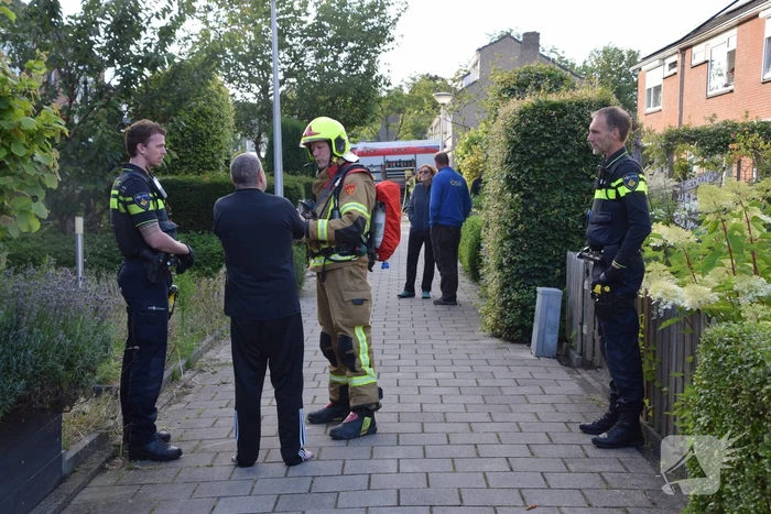 Pan op het vuur veroorzaakt brandweer-inzet