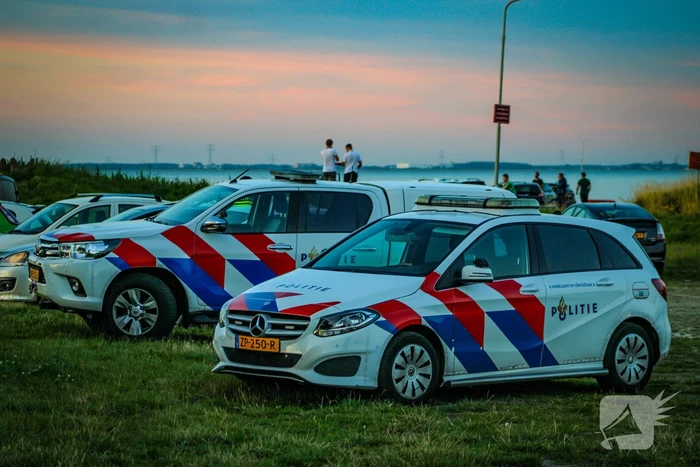 Grote zoekactie nadat getuigen iets uit de lucht zien vallen
