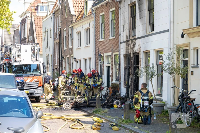 Woning aangetast door voertuigbrand