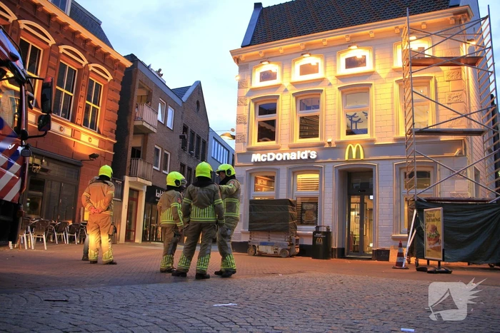 Brandweer ingezet bij McDonald's vanwege gaslucht
