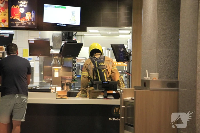 Brandweer ingezet bij McDonald's vanwege gaslucht