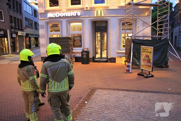 Brandweer ingezet bij McDonald's vanwege gaslucht