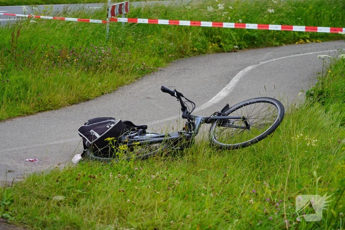 Automobilist ziet fietser over het hoofd