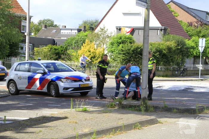 Fietser aangereden op rotonde